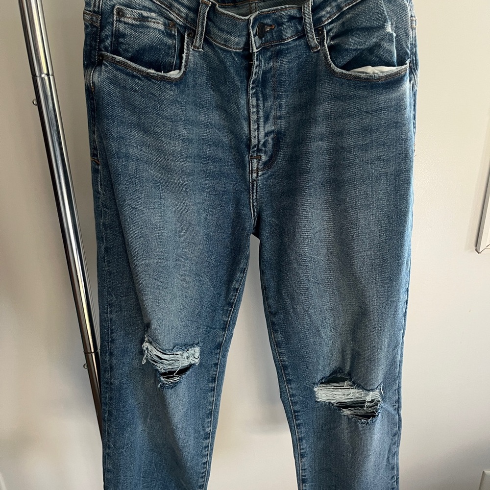 Kensie Distressed Boyfriend Jeans in Blue
